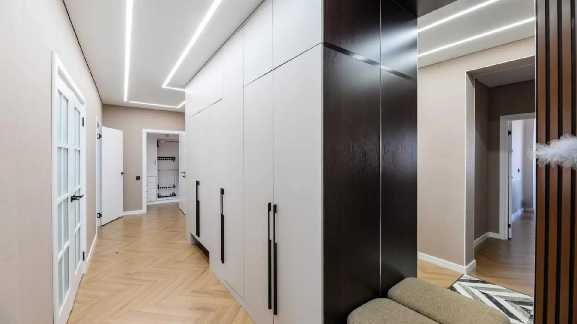 Превосходные Апартаменты С Шикарным Видом На Горы Almaty Apartment