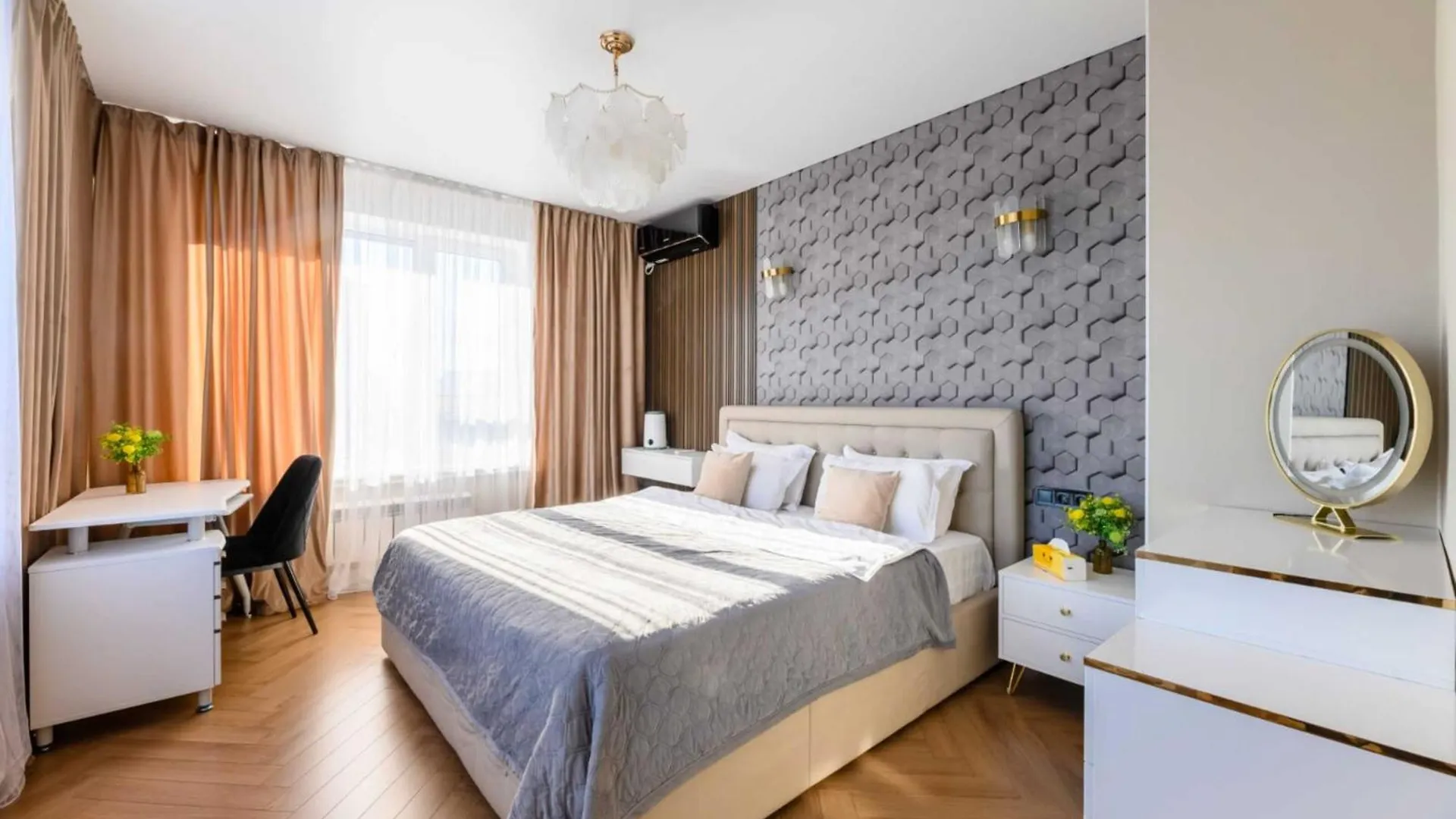 Превосходные Апартаменты С Шикарным Видом На Горы Almaty